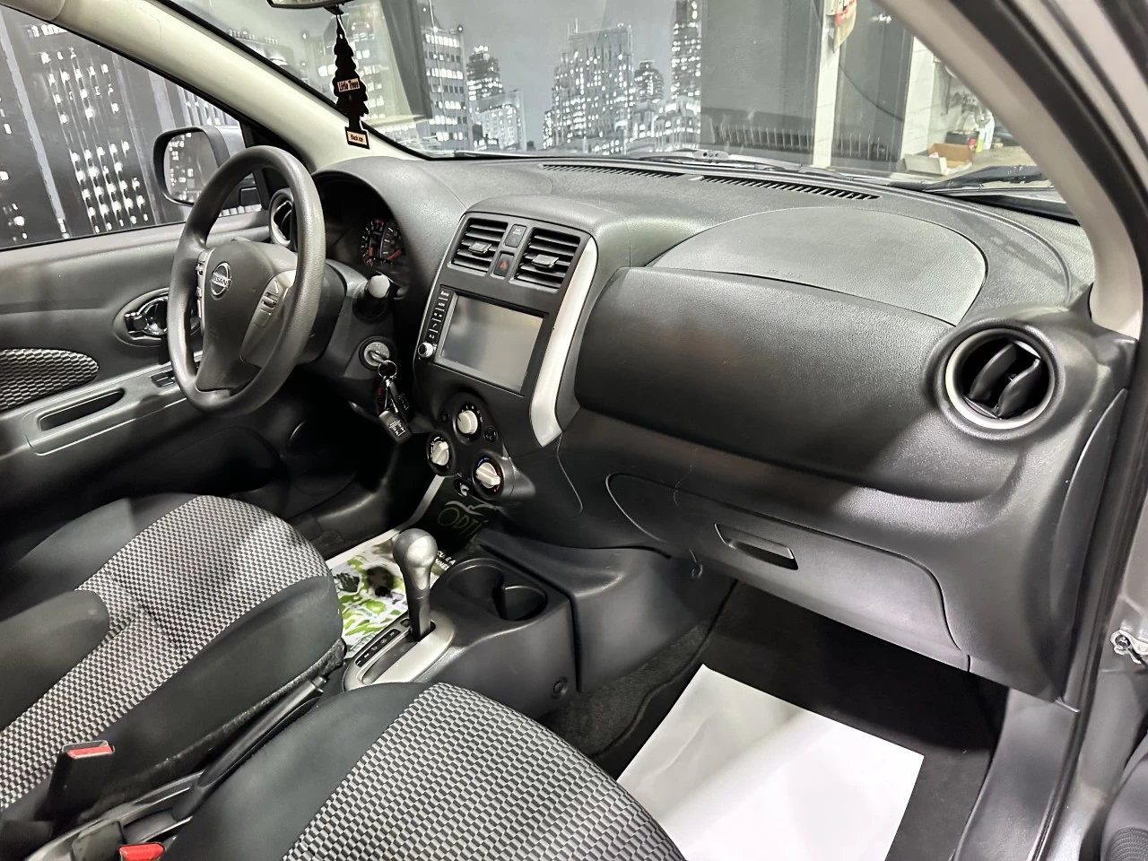 2019 Nissan Micra SV AUTOMATIQUE Main Image
