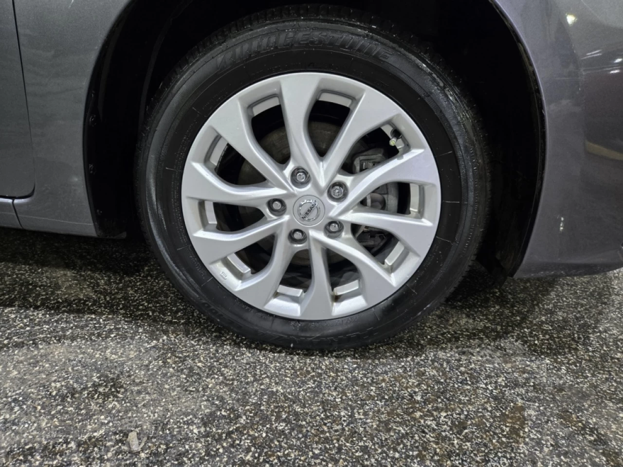 2019 Nissan Sentra SV AUTOMATIQUE *TOIT* Image principale