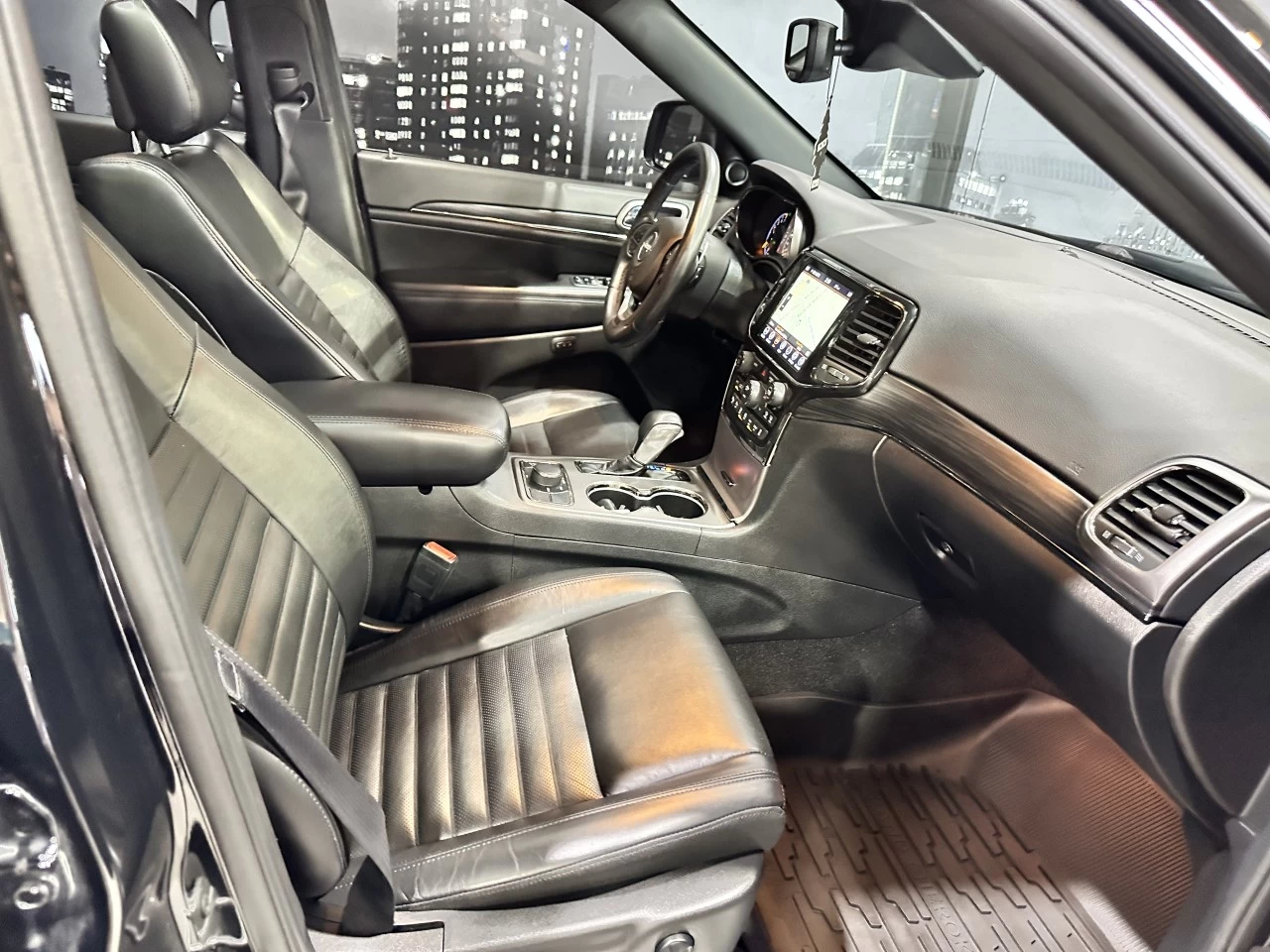 2022 Jeep Grand Cherokee Limited X 4X4 TOIT PANO Image principale