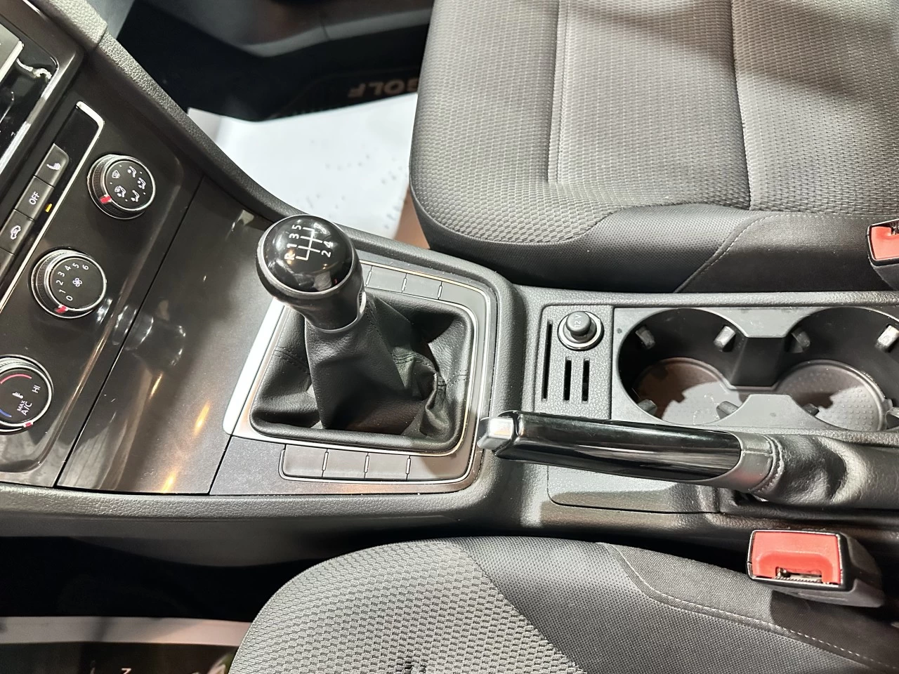 2018 Volkswagen Golf SportWagen Trendline S Image principale