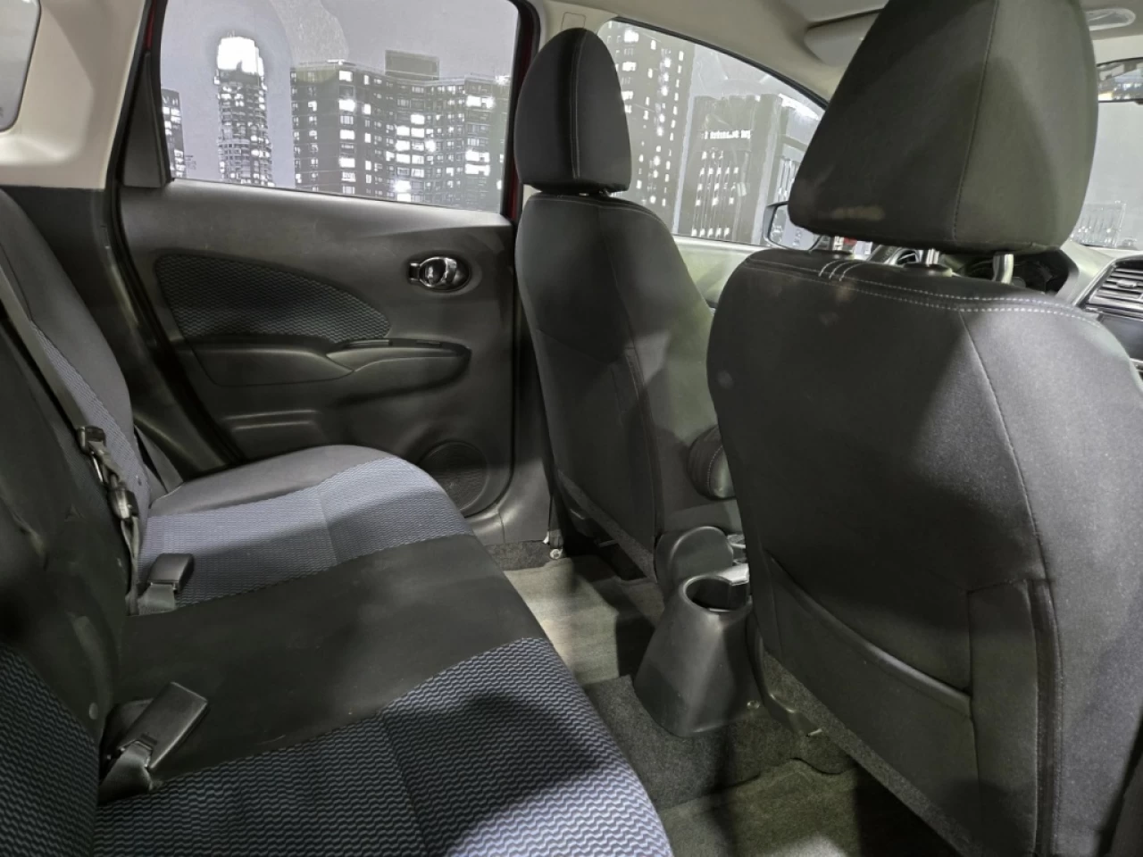 2018 Nissan Versa Note SV AUTOMATIQUE BAS KILO Image principale