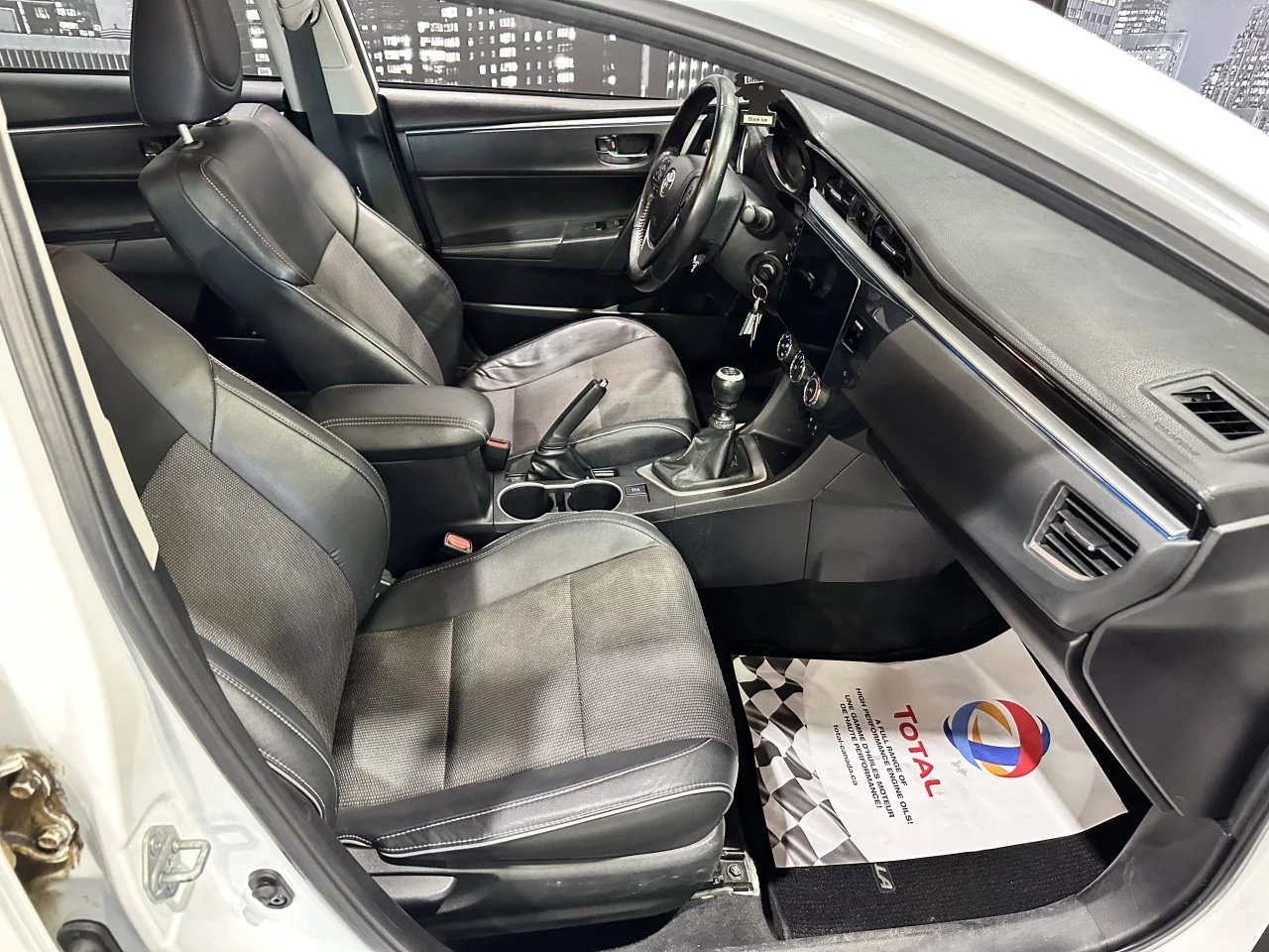 2014 Toyota Corolla S Image principale