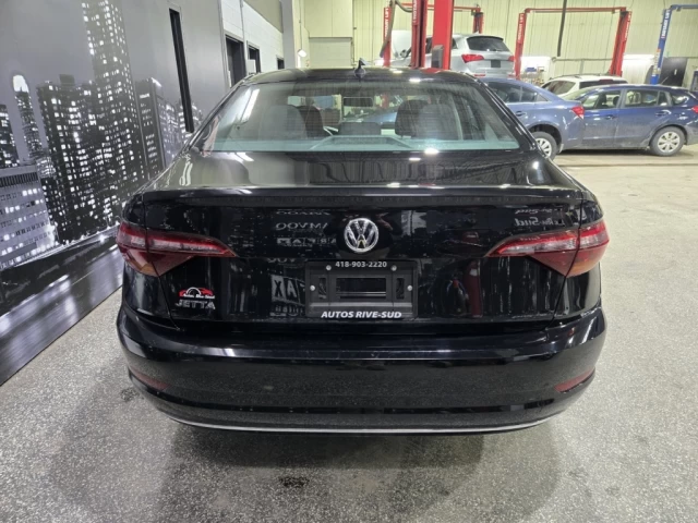 Volkswagen Jetta Comfortline Auto 2019
