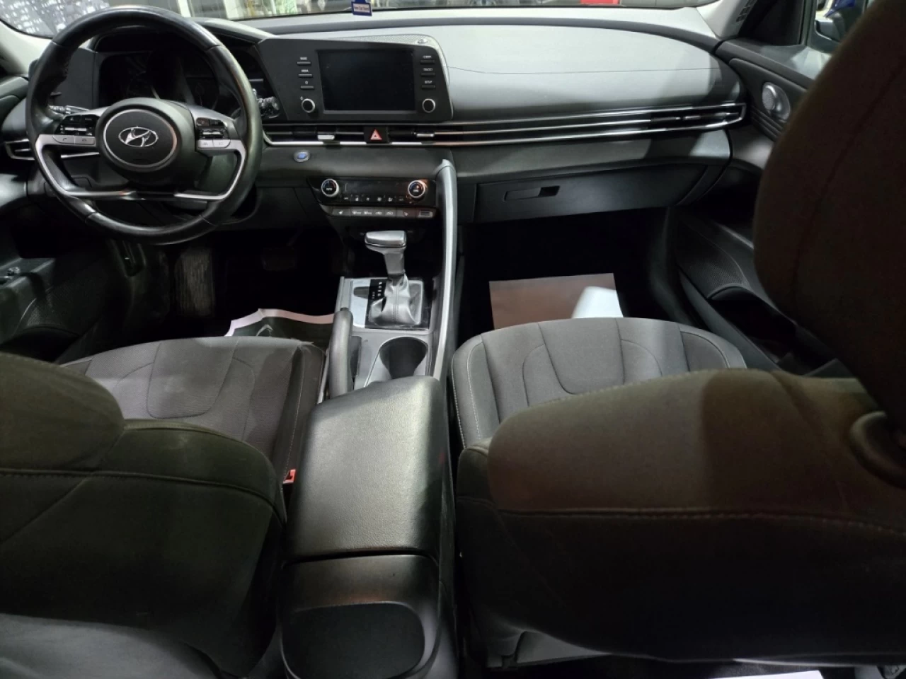 2021 Hyundai Elantra Preferred IVT w-Sun & Tech Package Main Image