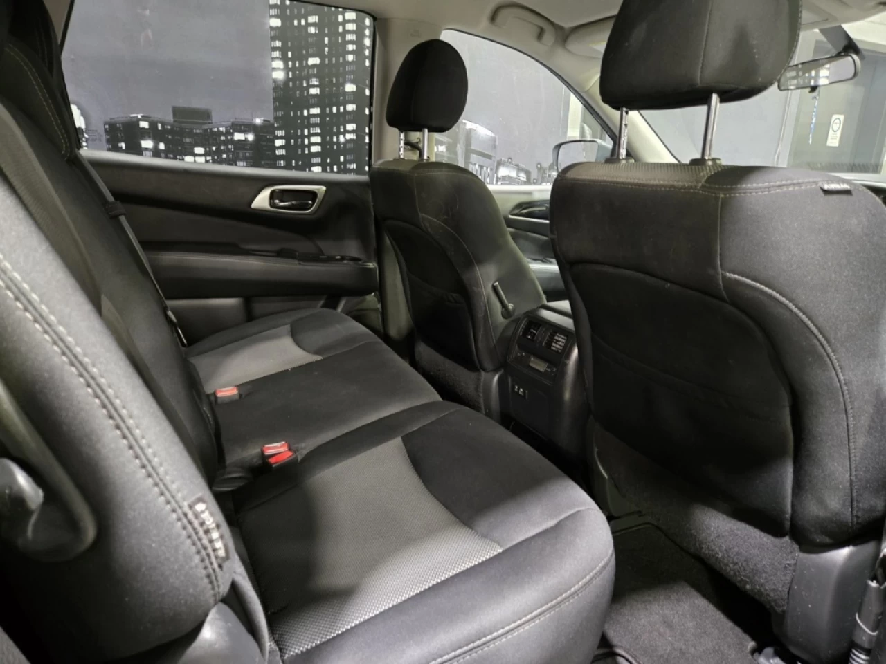 2020 Nissan Pathfinder 4x4 S Main Image