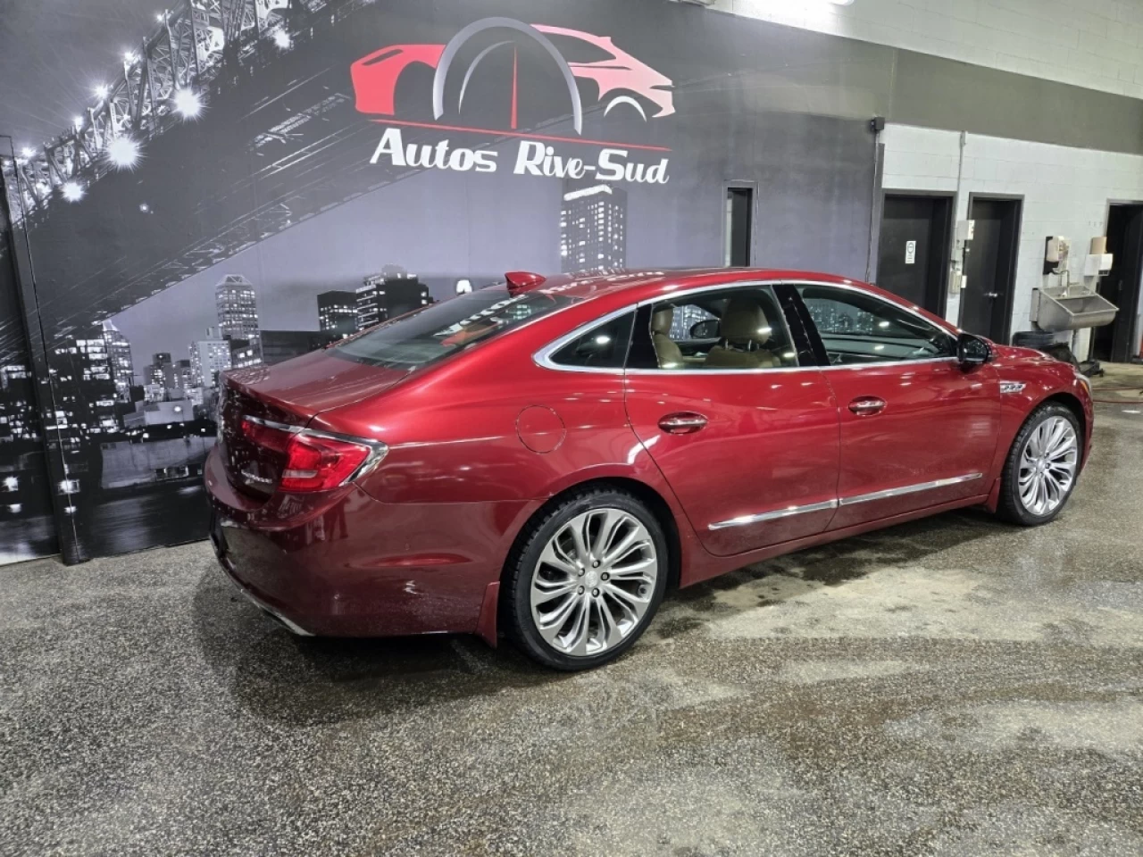 2017 Buick LaCrosse PREMIUM V6 3.6L FULL ÉQUIPÉ TRÈS PROPRE Main Image