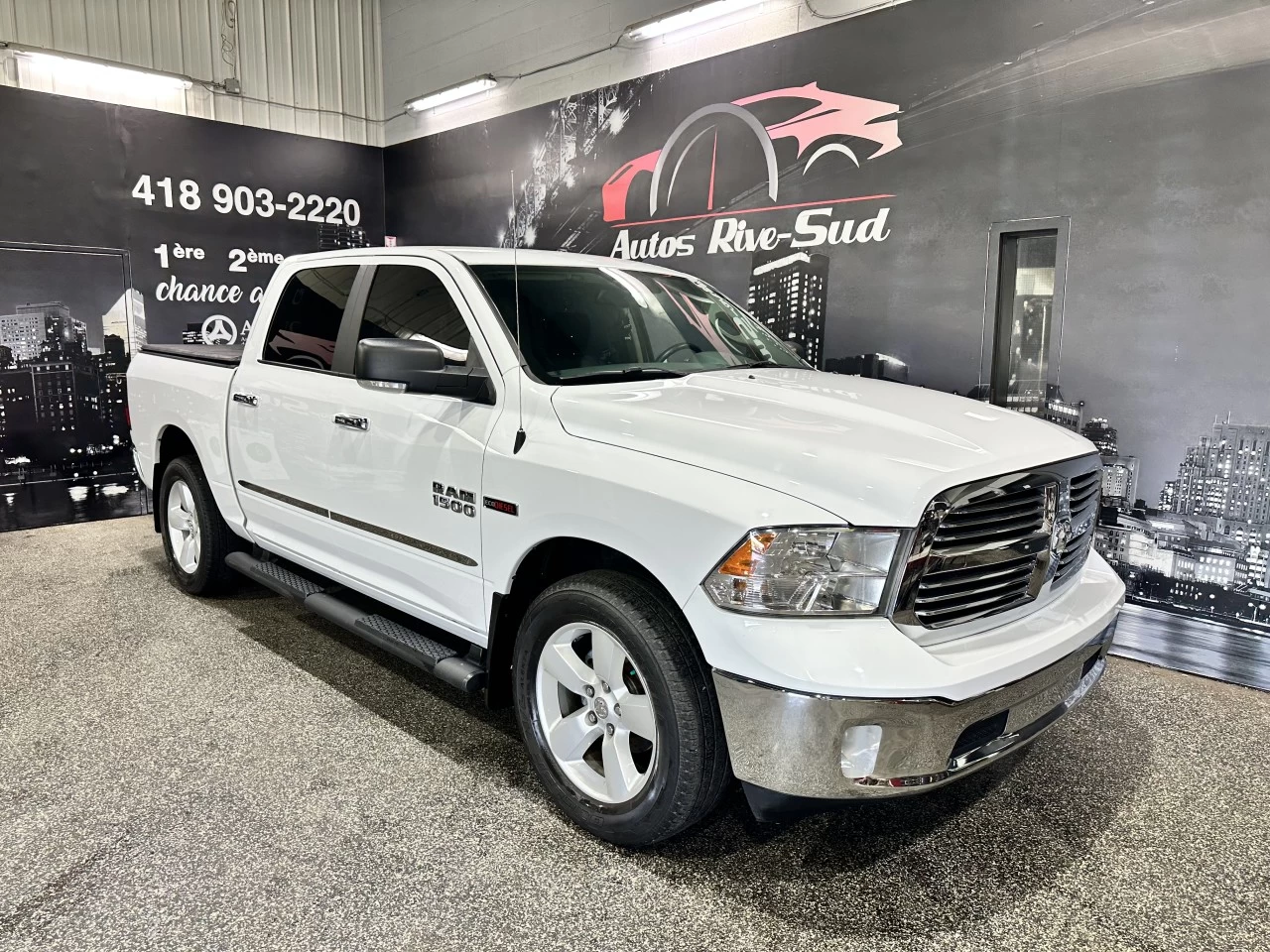 2018 Ram 1500 SLT ECODIESEL CUIR Image principale