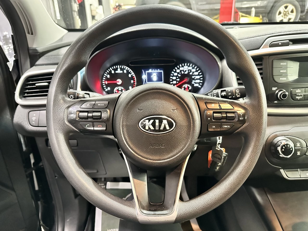 2017 Kia Sorento LX AWD Main Image