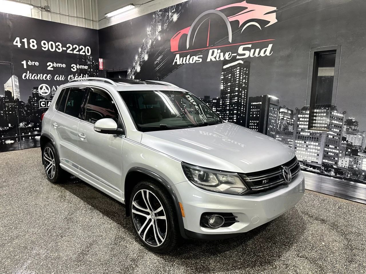 2017 Volkswagen Tiguan HIGHLINE R LINE 4 MOTION Main Image