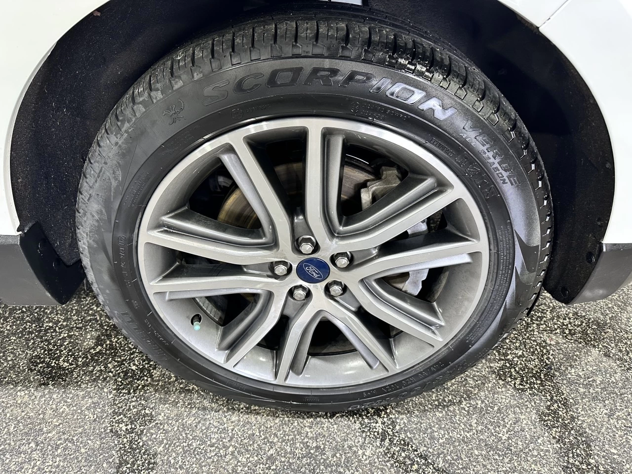 2022 Ford Edge TITANIUM AWD TOIT Main Image