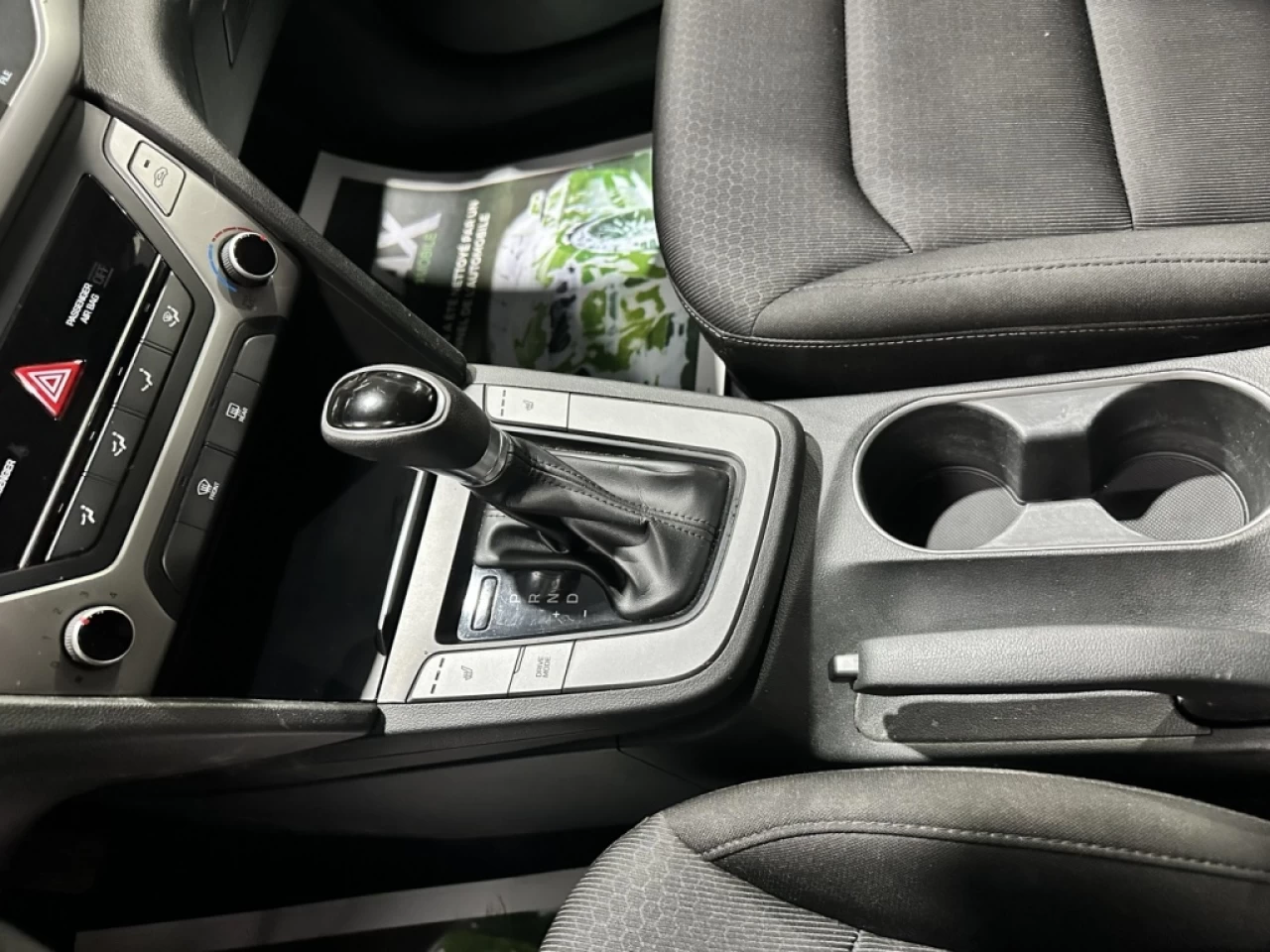 2018 Hyundai Elantra LE AUTOMATIQUE A/C BANC CHAUFF. Image principale