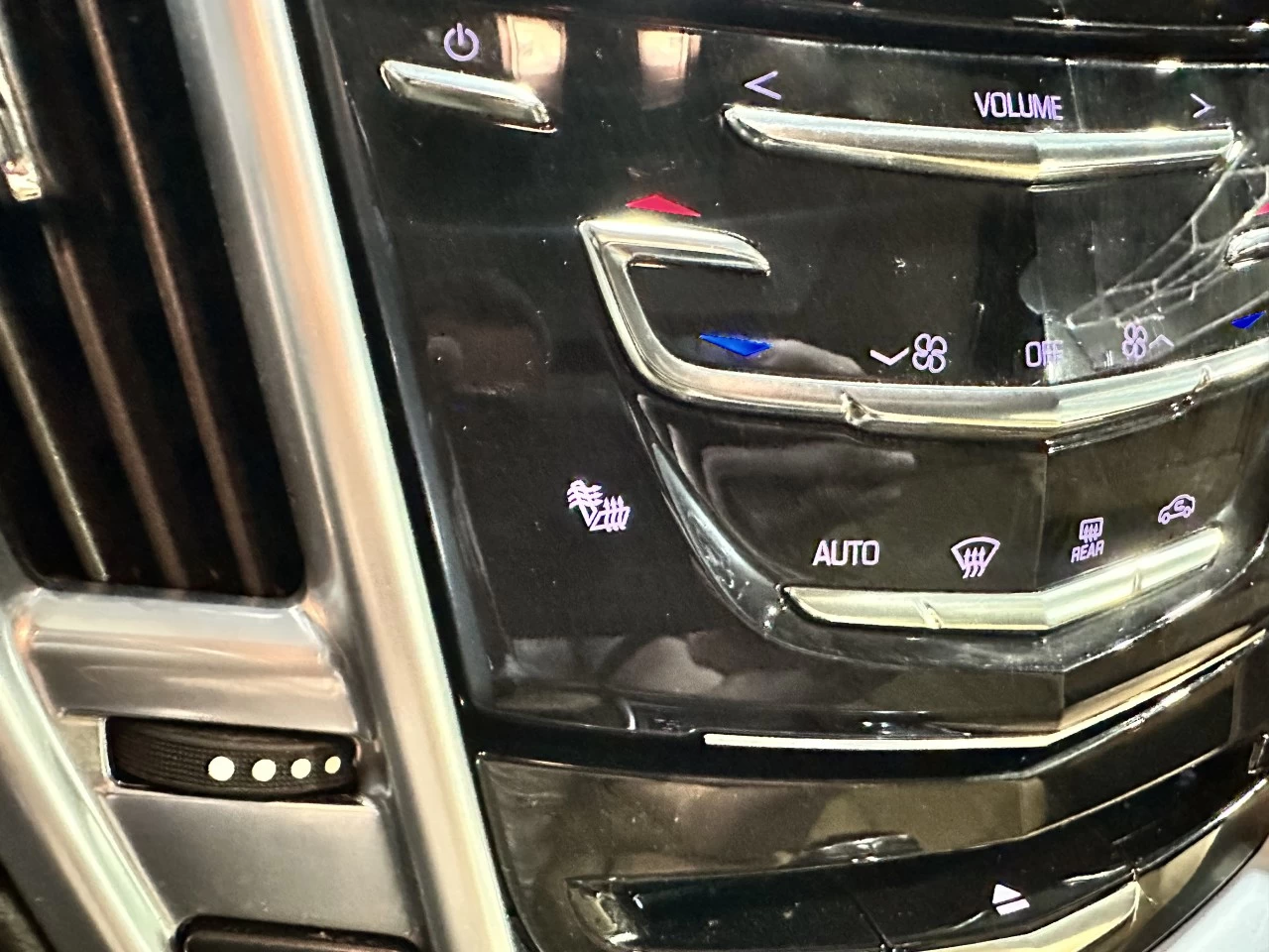 2015 Cadillac SRX Luxury AWD 3.6L Main Image