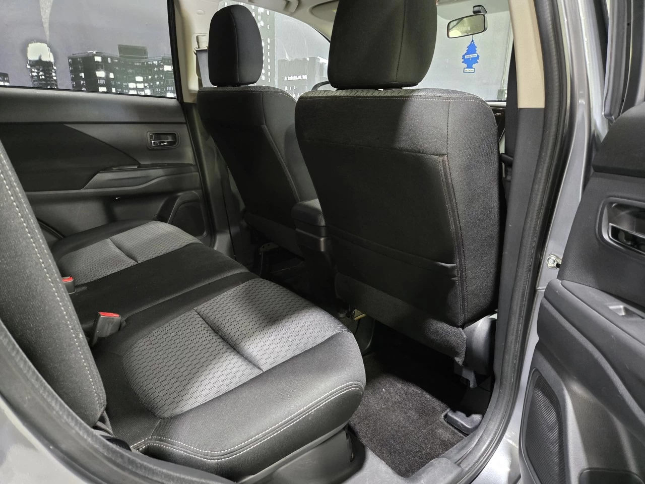 2015 Mitsubishi Outlander ES AWD Image principale