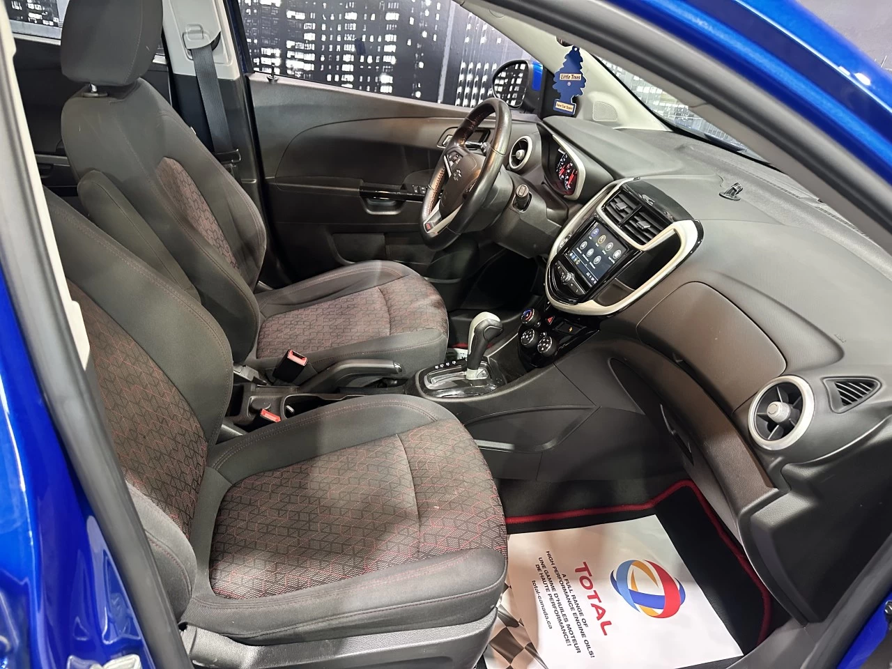 2018 Chevrolet Sonic LT RS AUTO TOIT Main Image