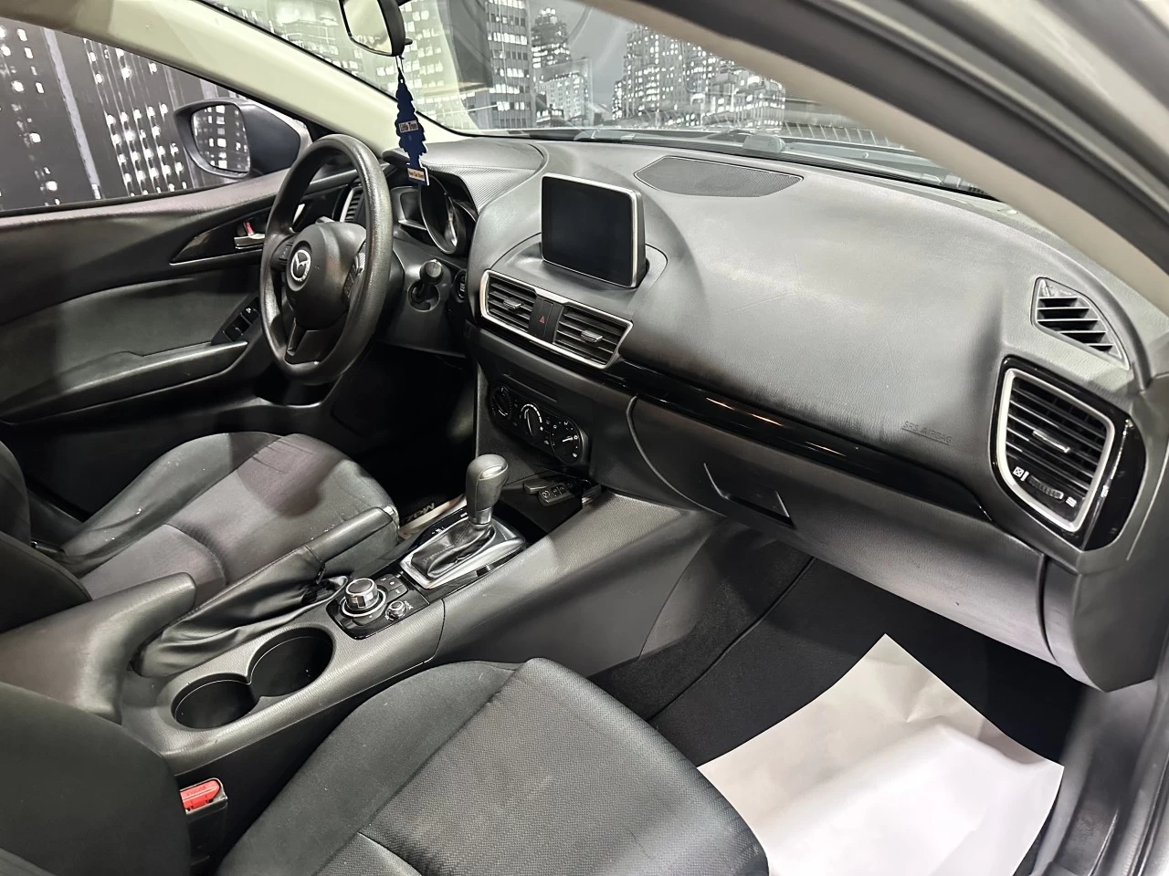 2016 Mazda 3 GX AUTOMATIQUE A/C BANC CHAUFF. Main Image