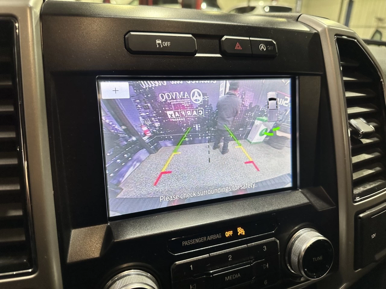 2019 Ford F-150 LARIAT 4X4 CREW FULL CUIR NAV Main Image