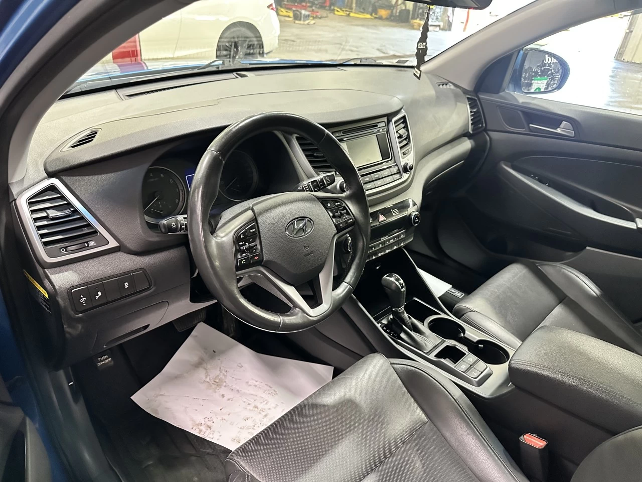 2017 Hyundai Tucson SE AWD CUIR TOIT Image principale