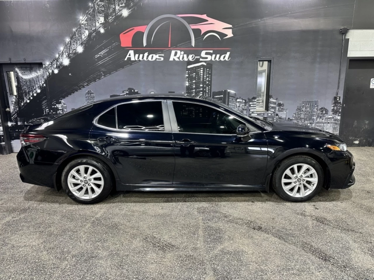 2022 Toyota Camry SE AUTOMATIQUE BANC CHAUFF. 98 400KM Image principale