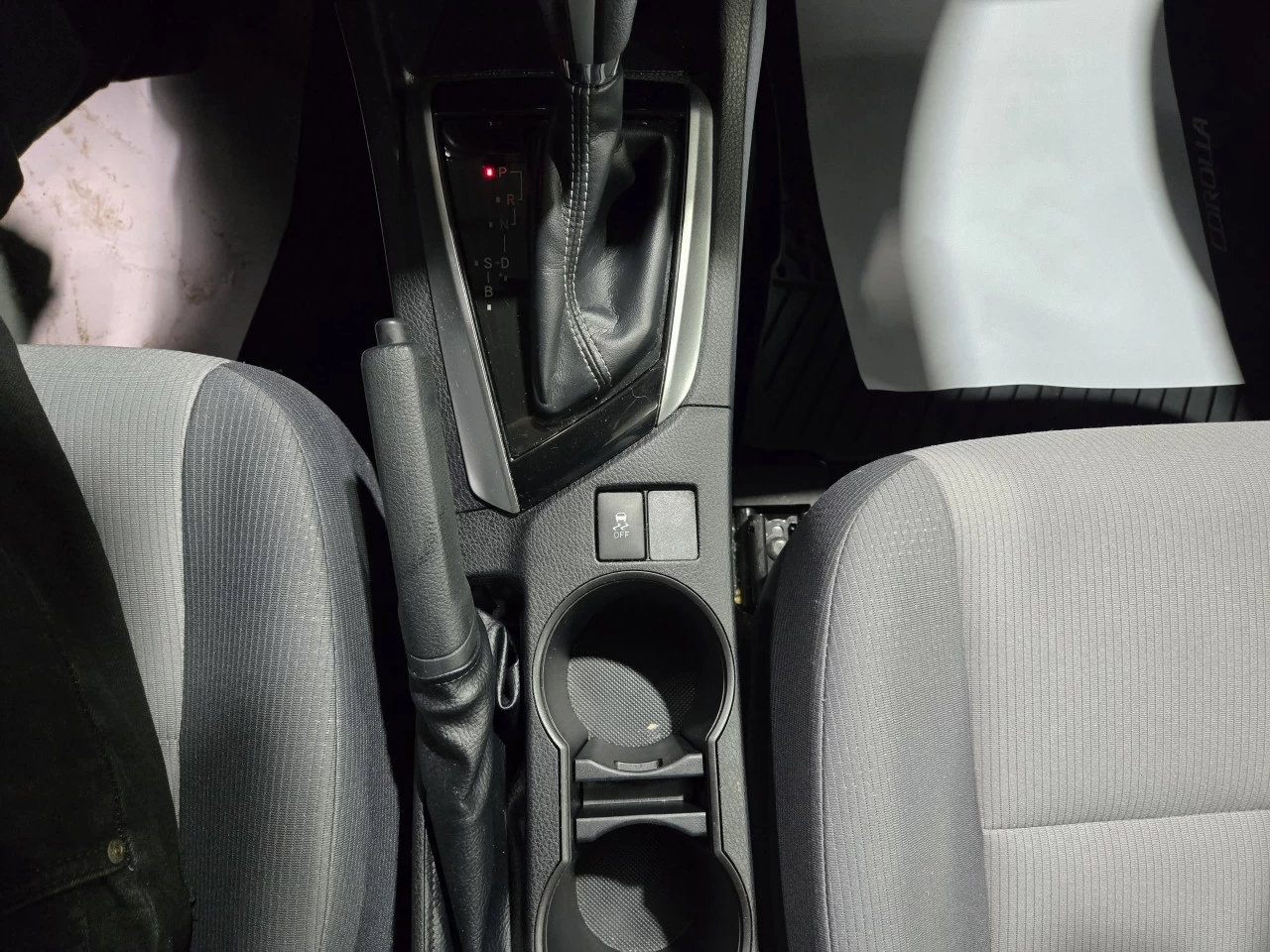 2018 Toyota Corolla AUTOMATIQUE BAS KILO Main Image