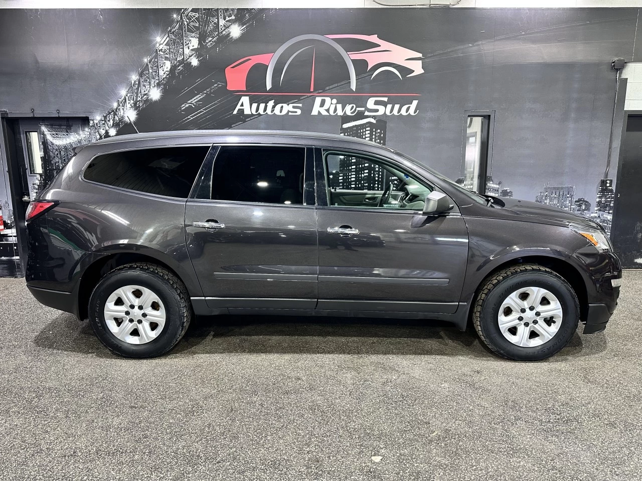 2016 Chevrolet Traverse LS *AWD* Main Image