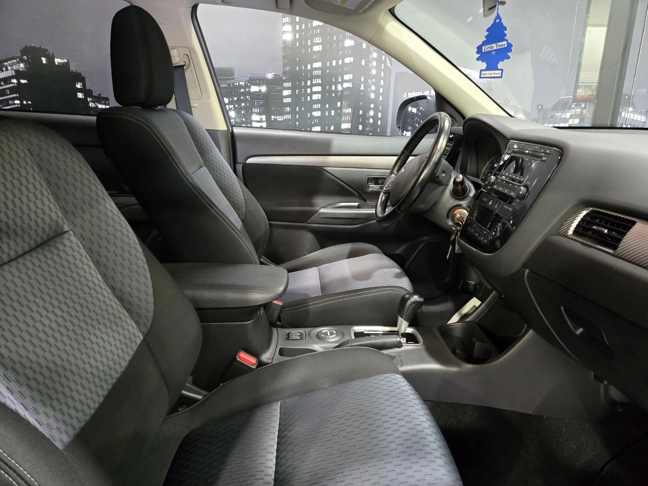 2015 Mitsubishi Outlander ES AWD Image principale