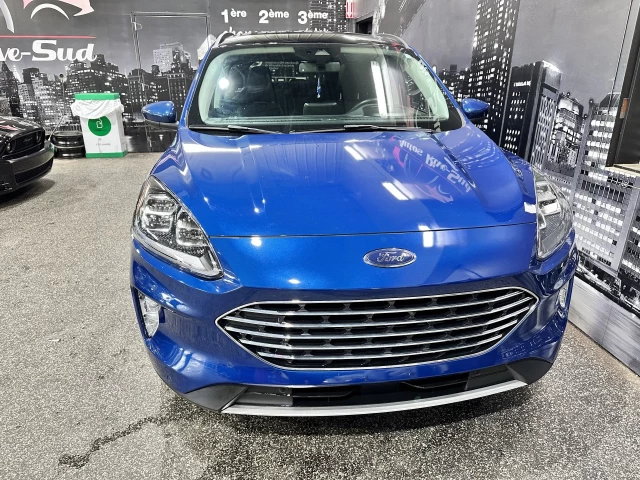 Ford Escape Titanium Hybrid AWD 2022