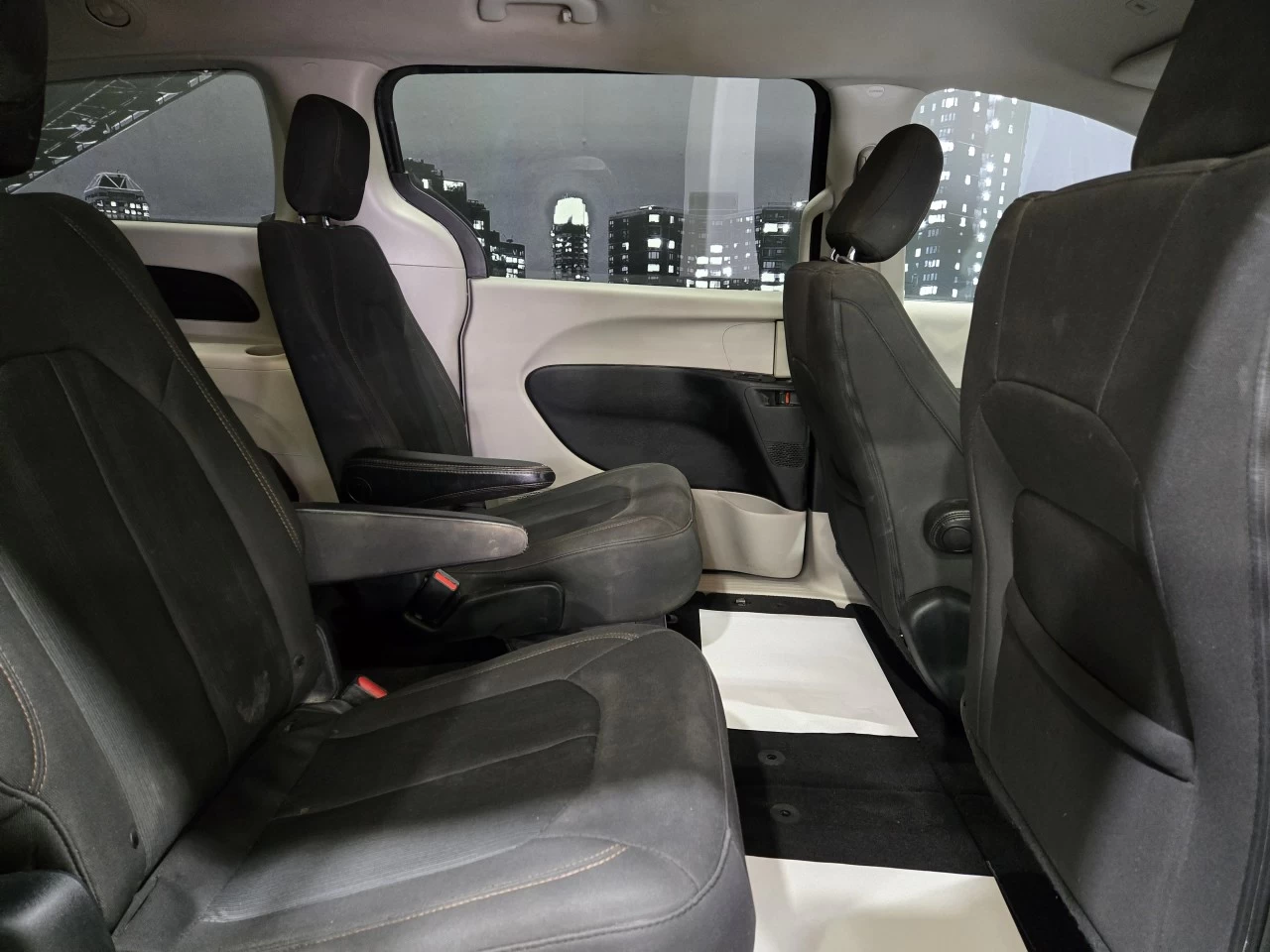 2019 Chrysler Pacifica Touring V6 PORTES ELECTRIQUES Main Image
