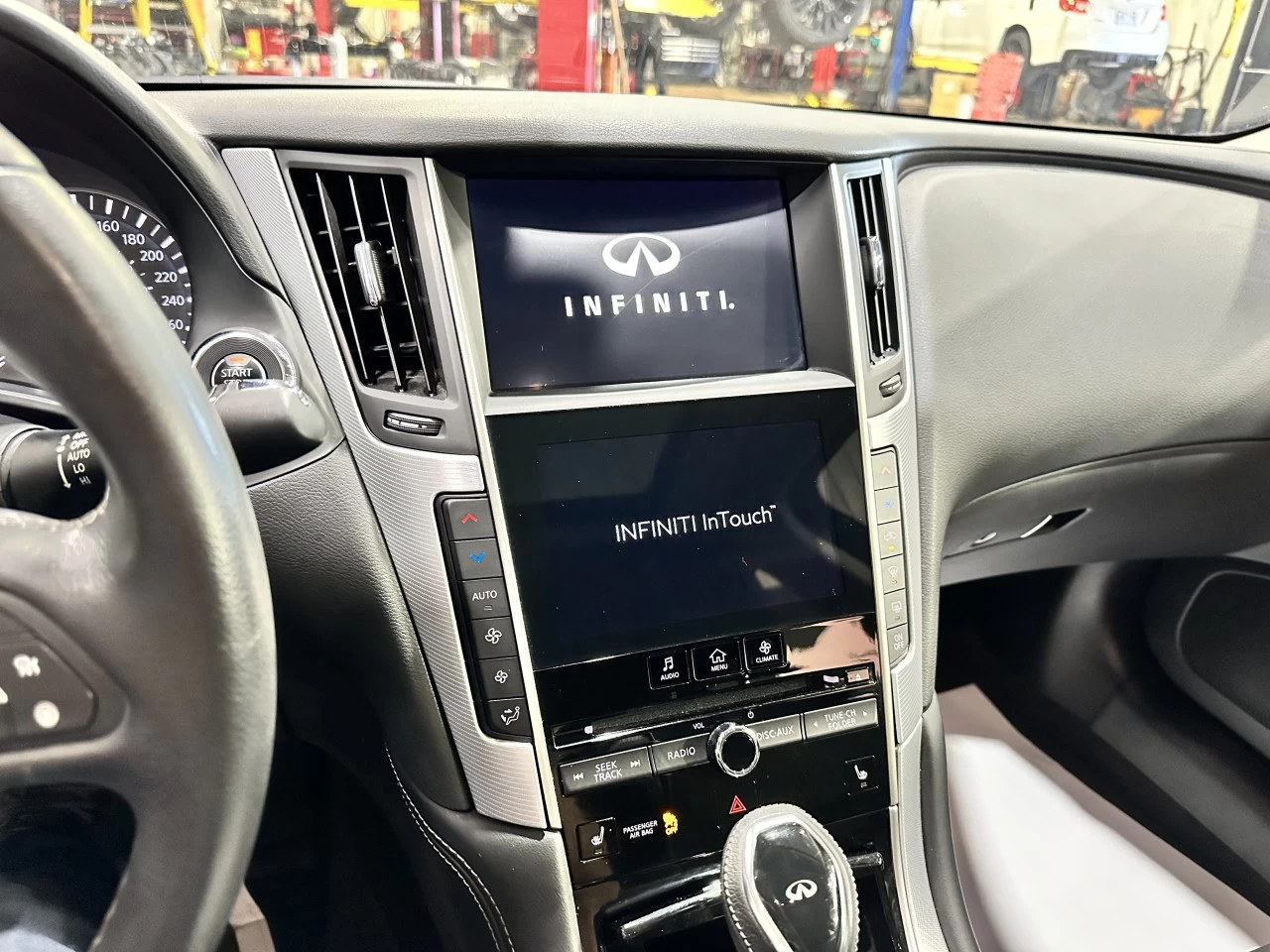 2023 INFINITI Q50 LUXE AWD TOIT CUIR Image principale