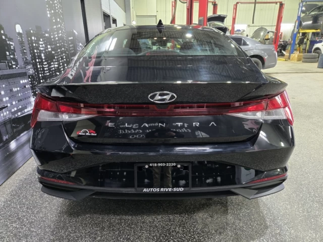 Hyundai Elantra Essential IVT 2023
