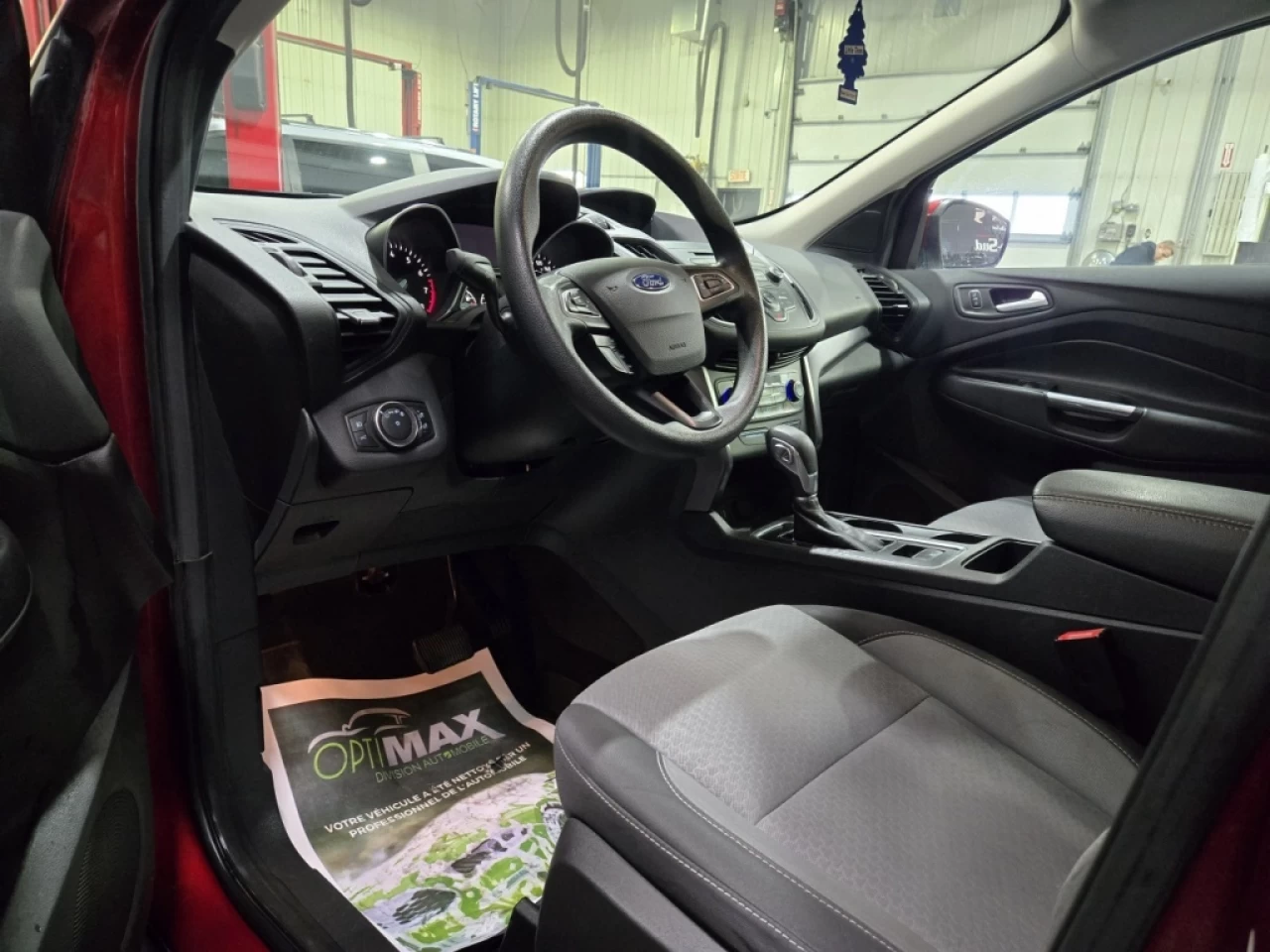 2018 Ford Escape SE 4WD Image principale