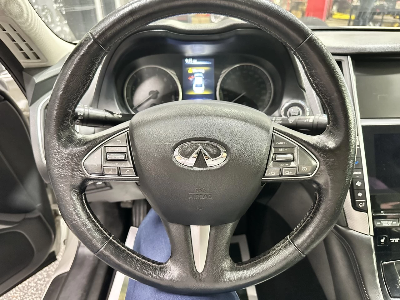 2017 INFINITI Q50 PREMIUM AWD 3.0t Image principale