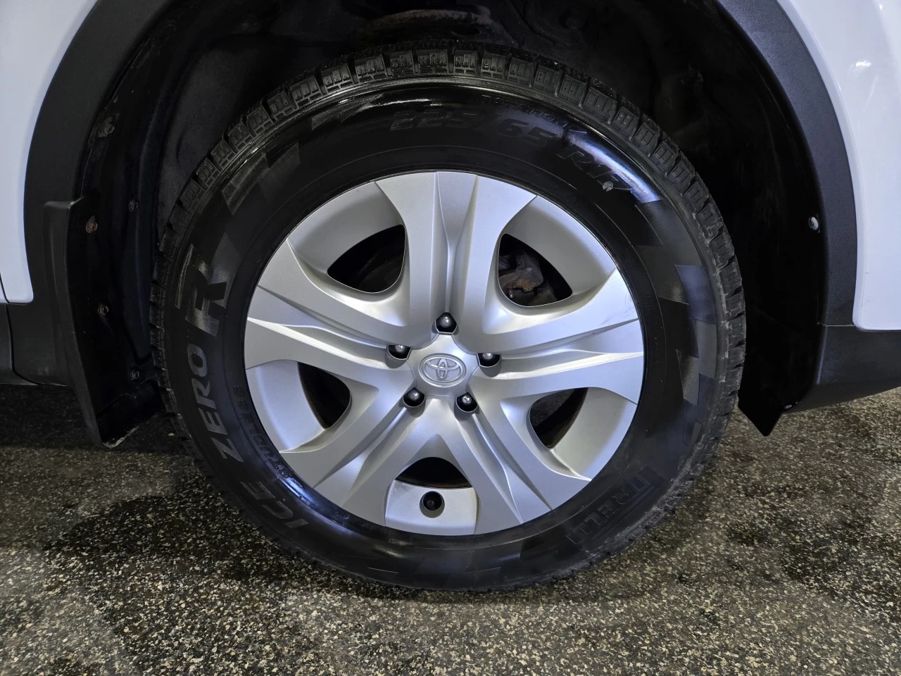2015 Toyota RAV4 LE AWD TRÈS PROPRE Main Image