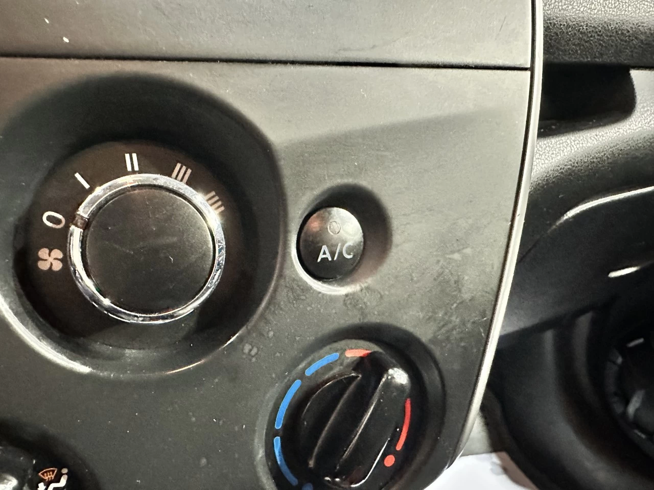 2017 Nissan Versa Note S AUTOMATIQUE A/C Image principale