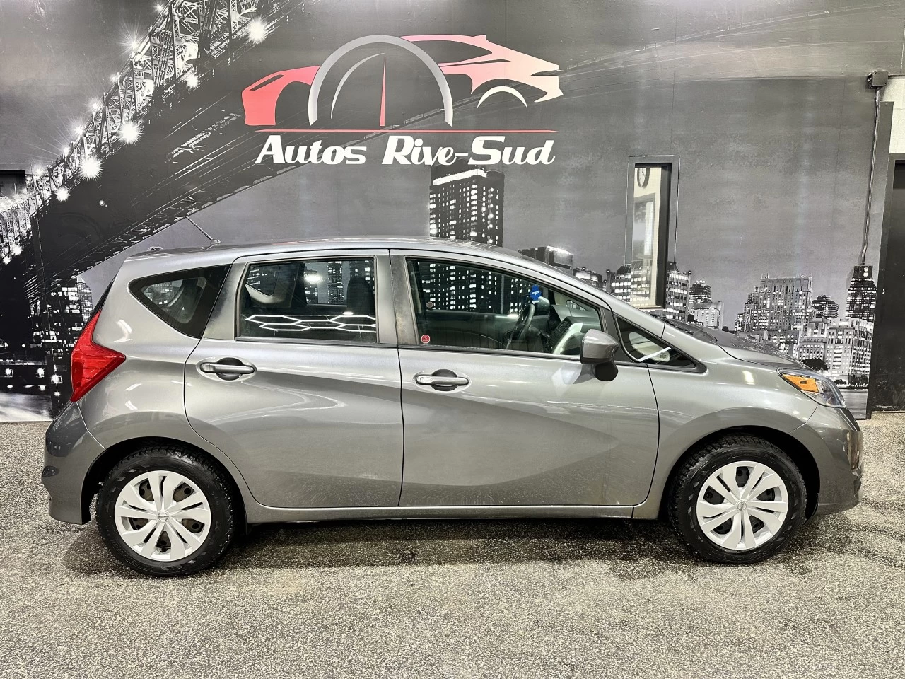 2017 Nissan Versa Note S AUTOMATIQUE A/C Image principale