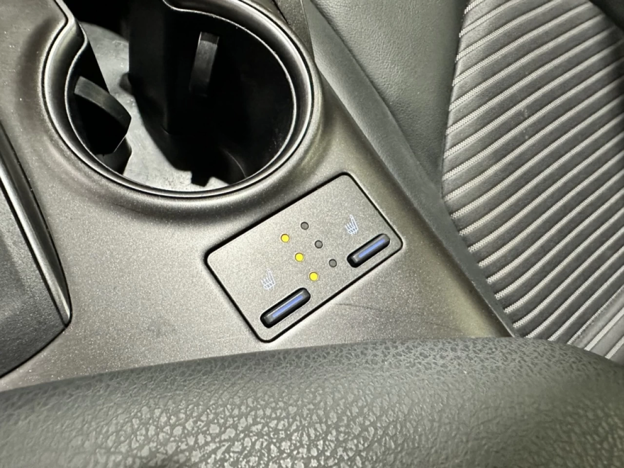 2022 Toyota Camry SE AUTOMATIQUE BANC CHAUFF. 98 400KM Image principale