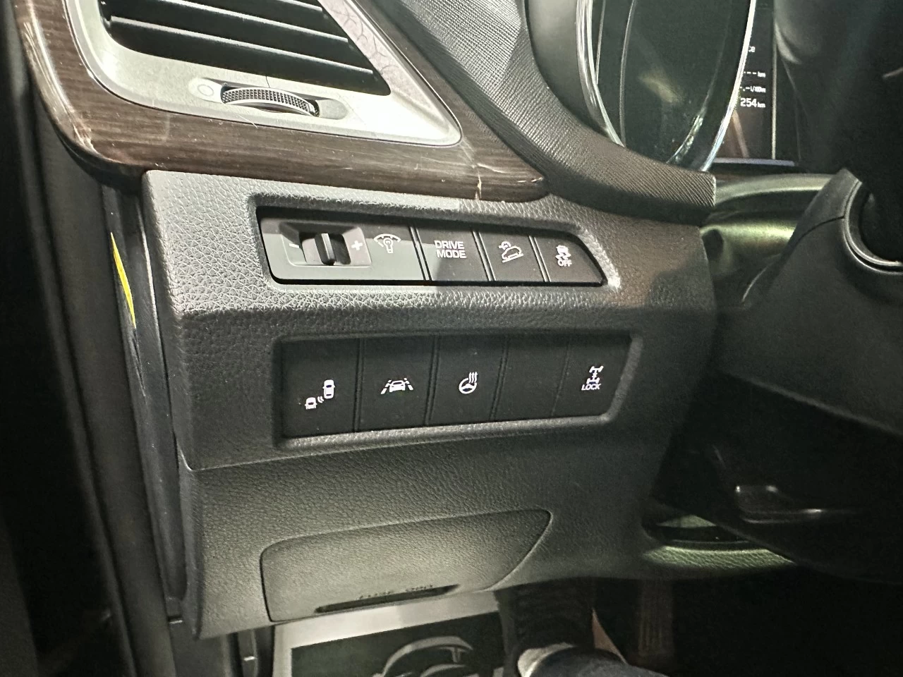 2019 Hyundai Santa Fe XL Preferred AWD Image principale