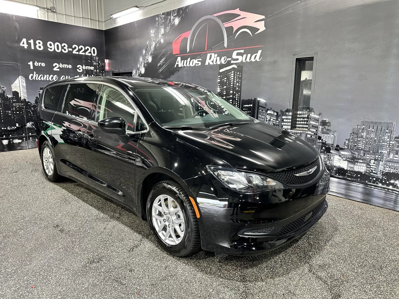 2024 Chrysler Grand Caravan SXT STOW N GO Image principale