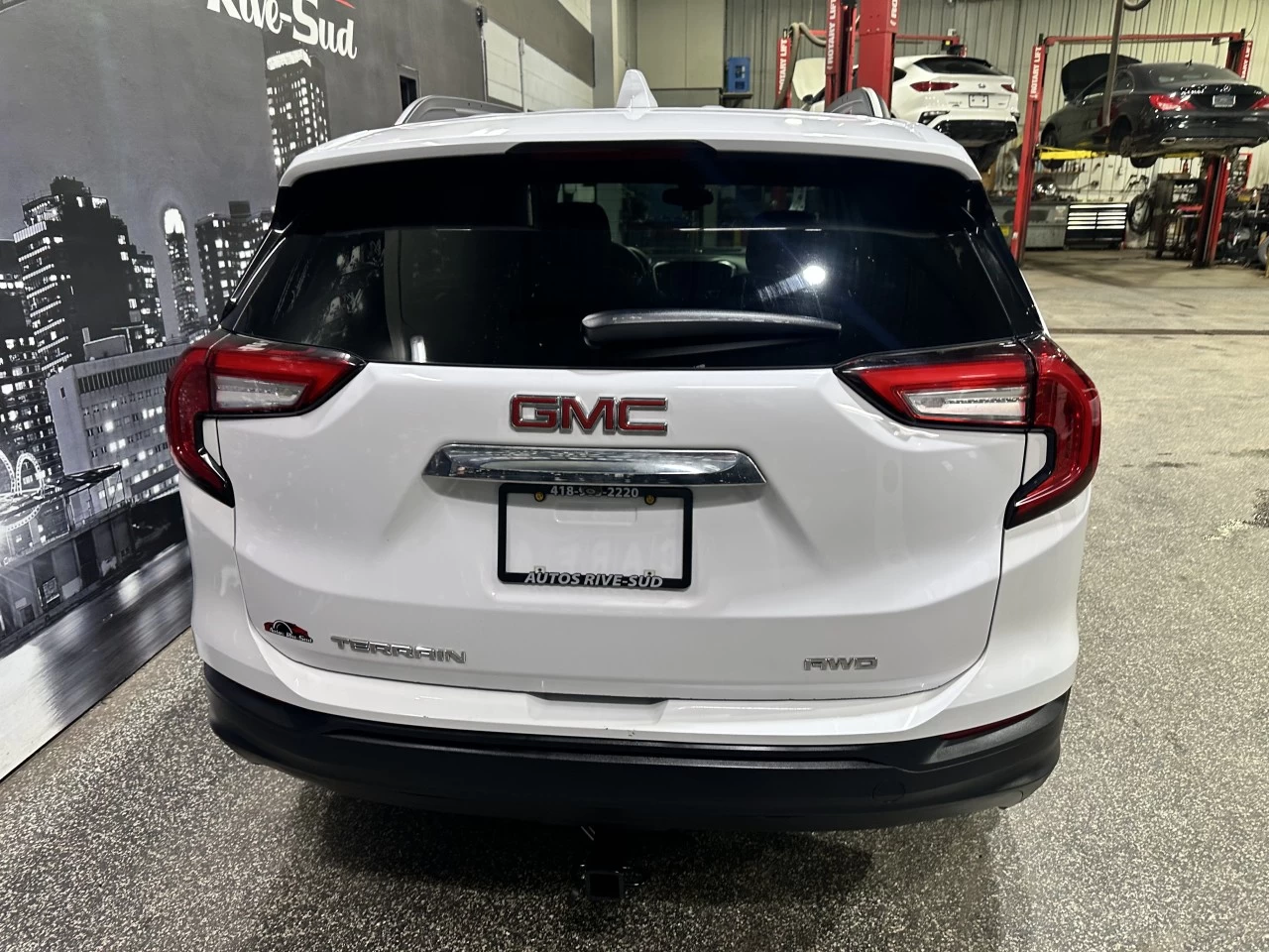 2023 GMC Terrain SLE AWD IMPECCABLE BAS KILO Main Image