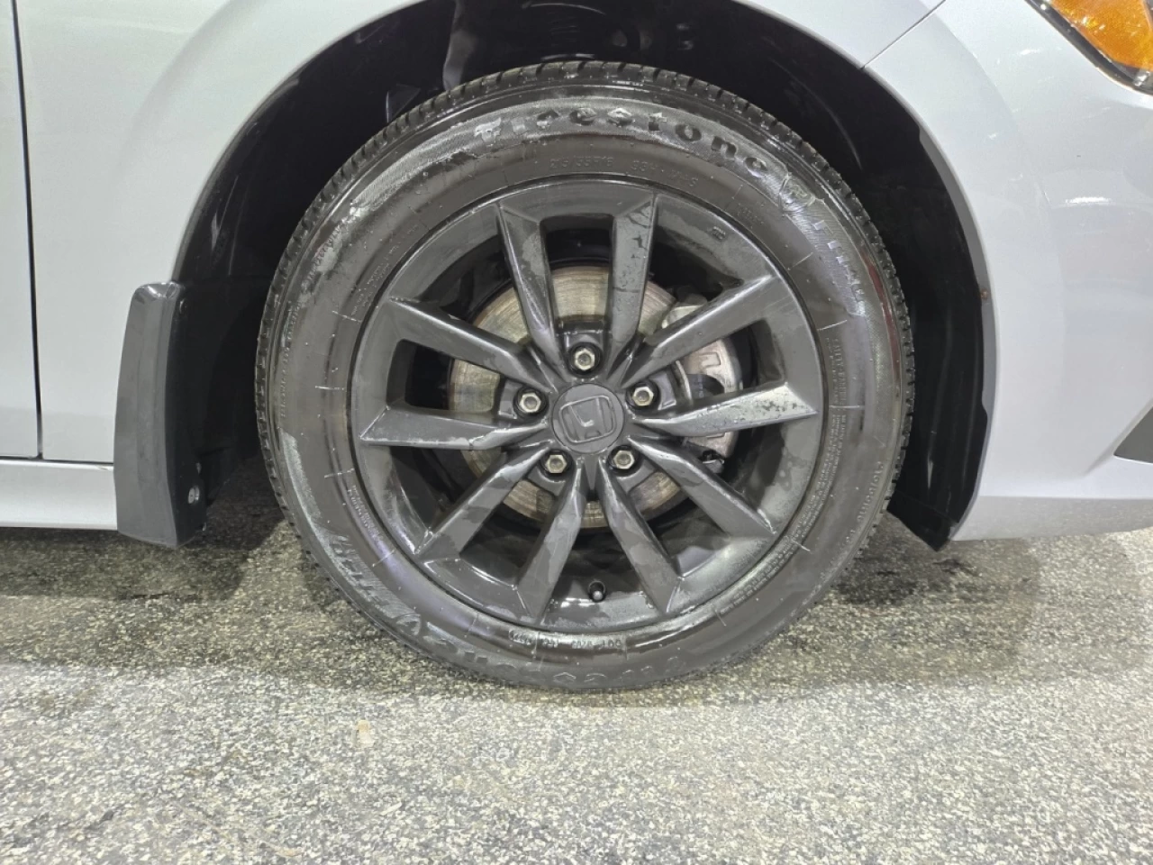 2022 Honda Civic Sedan LX CVT Main Image