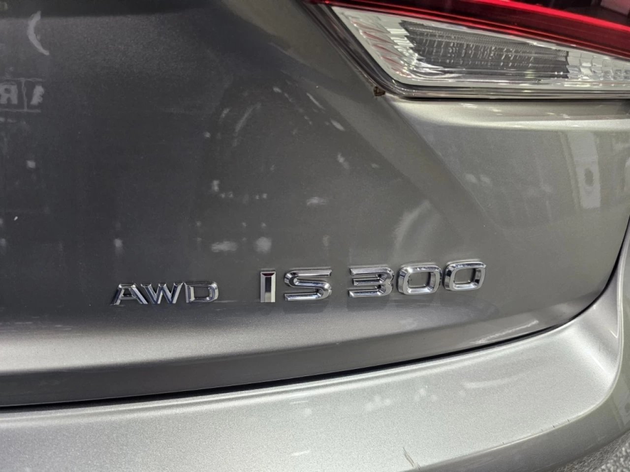 2017 Lexus IS 300 F TYPE 3.5L AWD CUIR ROUGE TOIT SEULEMENT 120 700K Main Image