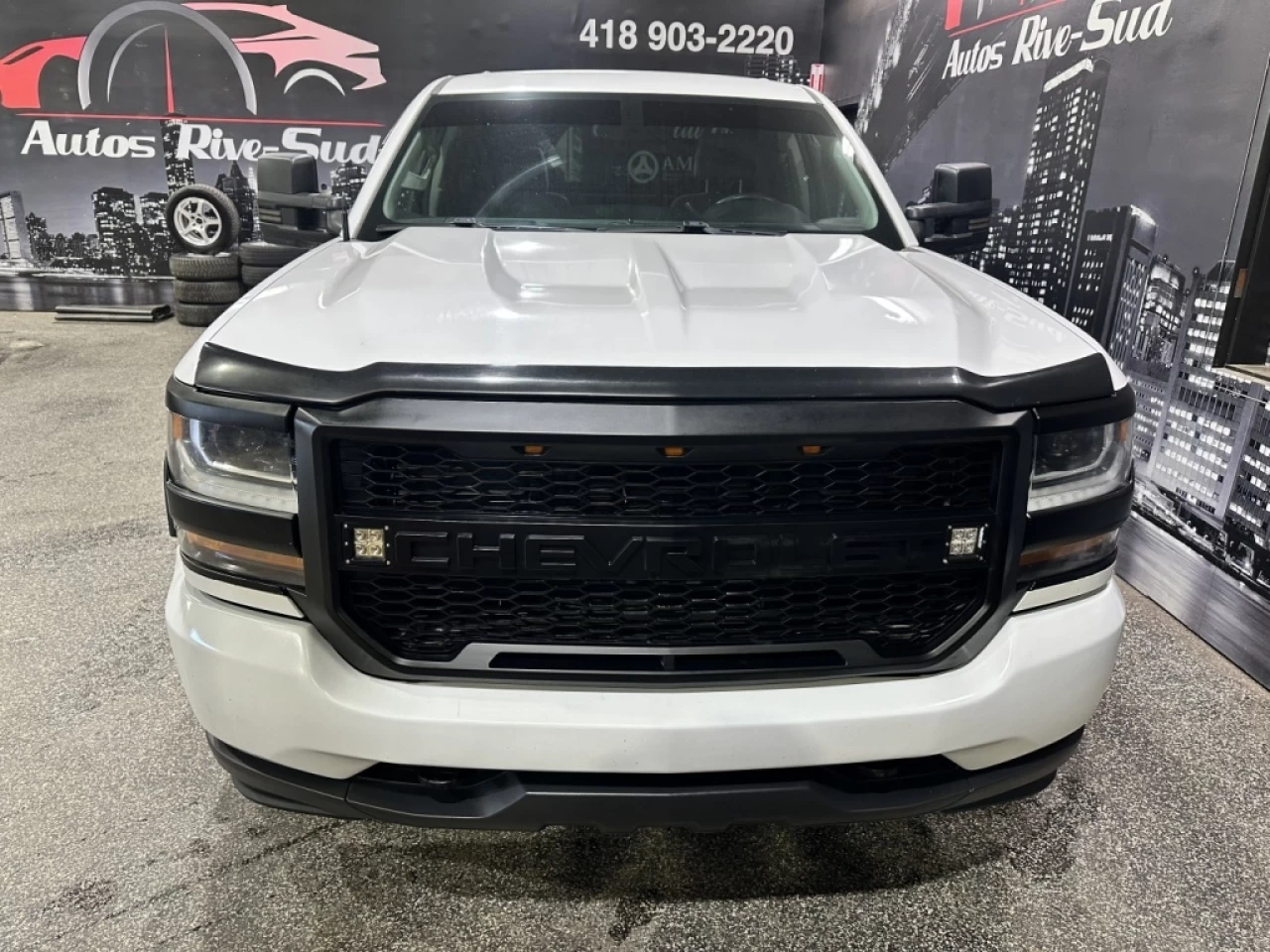 2018 Chevrolet Silverado 1500 5.3L 4X4 CREWCAB BOITE 6 1/2 Image principale