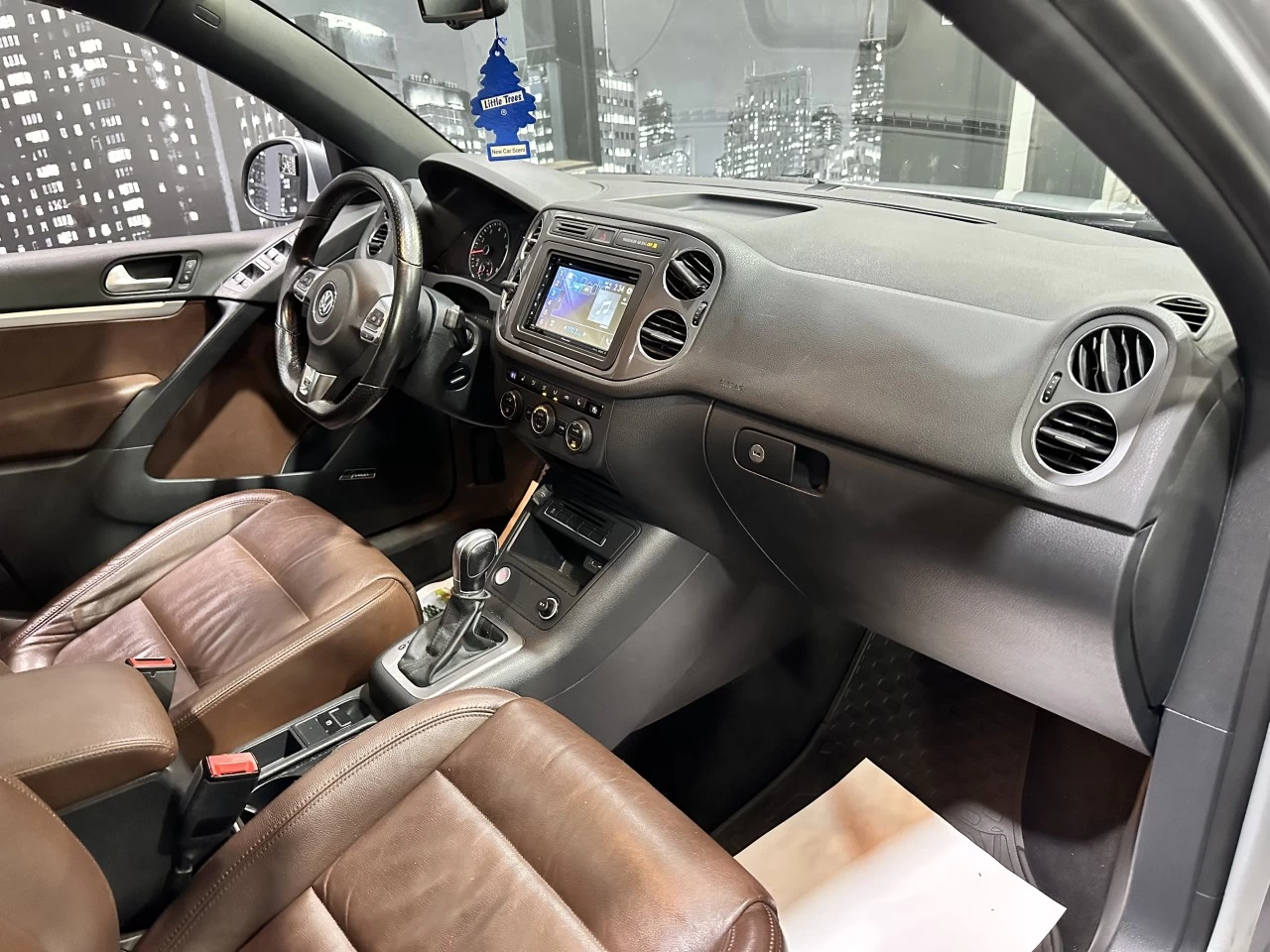 2017 Volkswagen Tiguan HIGHLINE R LINE 4 MOTION Main Image