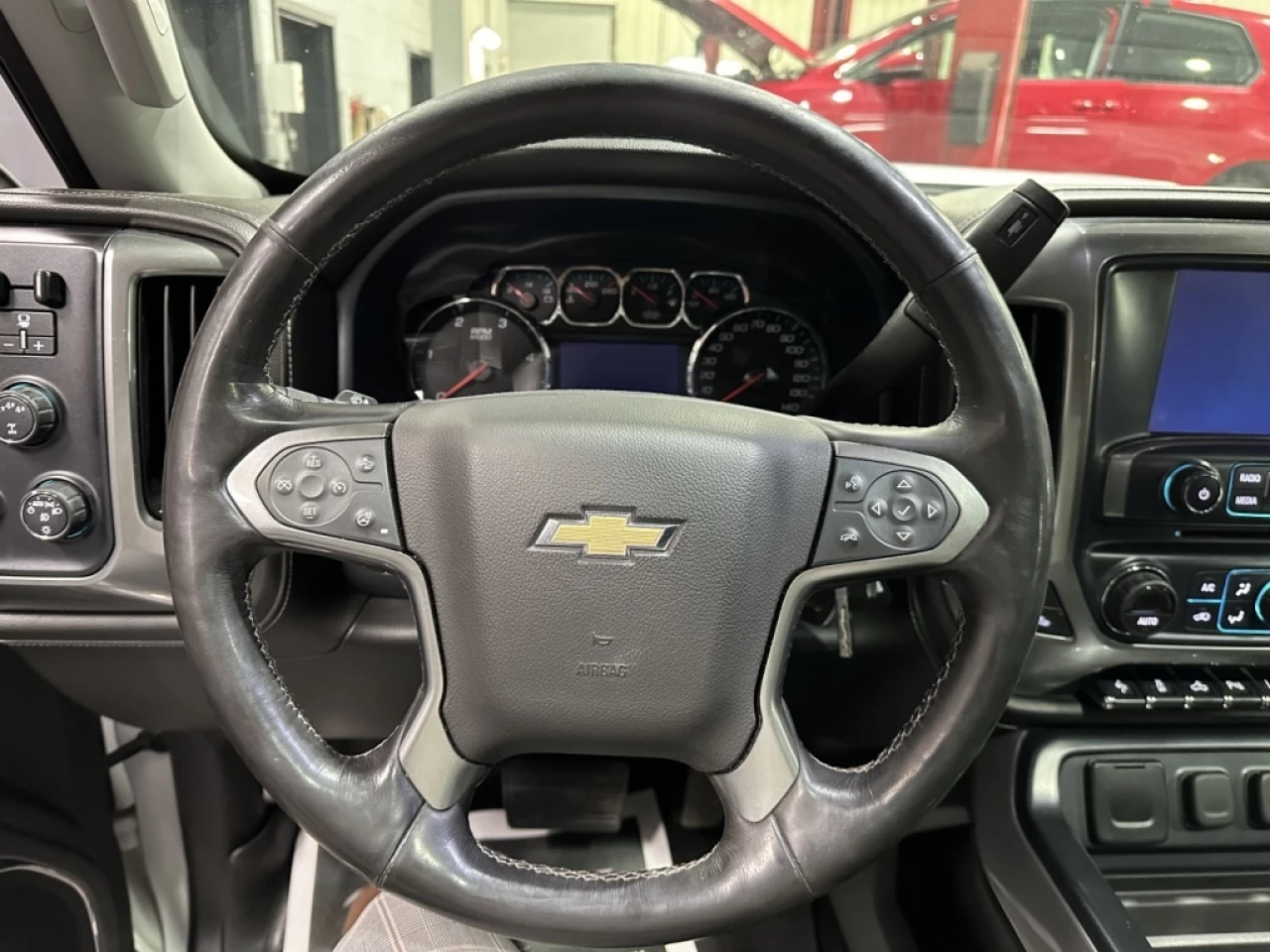 2017 Chevrolet SILVERADO 2500HD LTZ DURAMAX 4X4 FULL ÉQUIPE 112 000KM Main Image