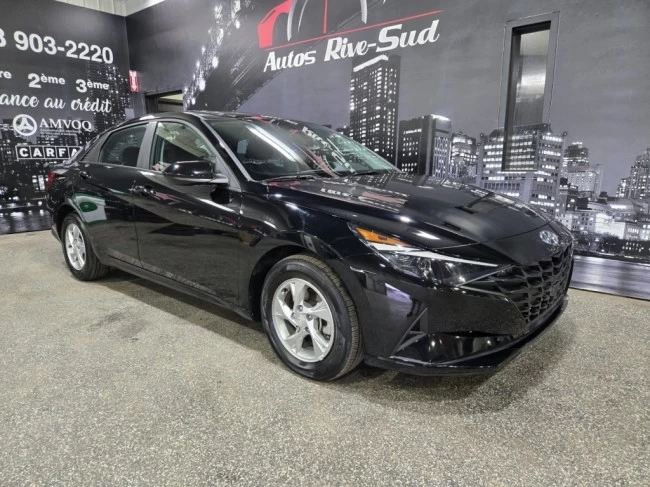 Hyundai Elantra - 2023