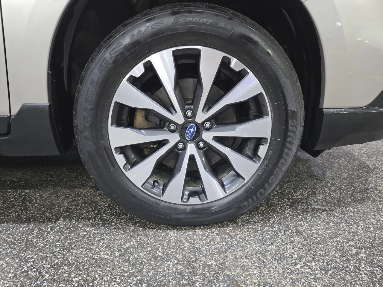 2017 Subaru Outback Limited TOIT CUIR Main Image