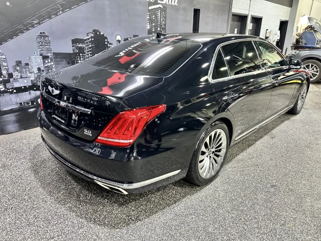 Genesis G90 Ultimate 5.0L 2017