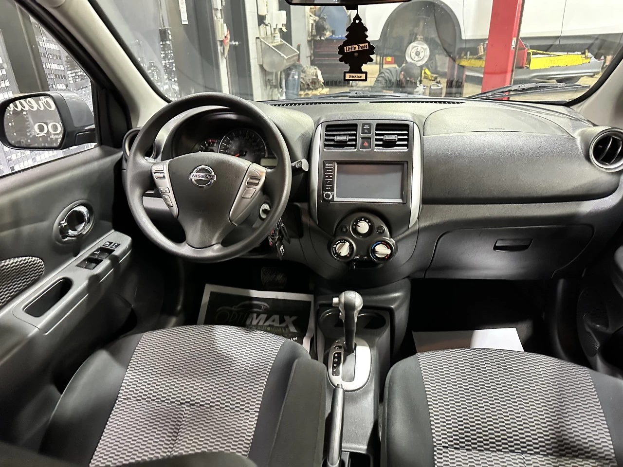 2019 Nissan Micra SV AUTOMATIQUE Main Image