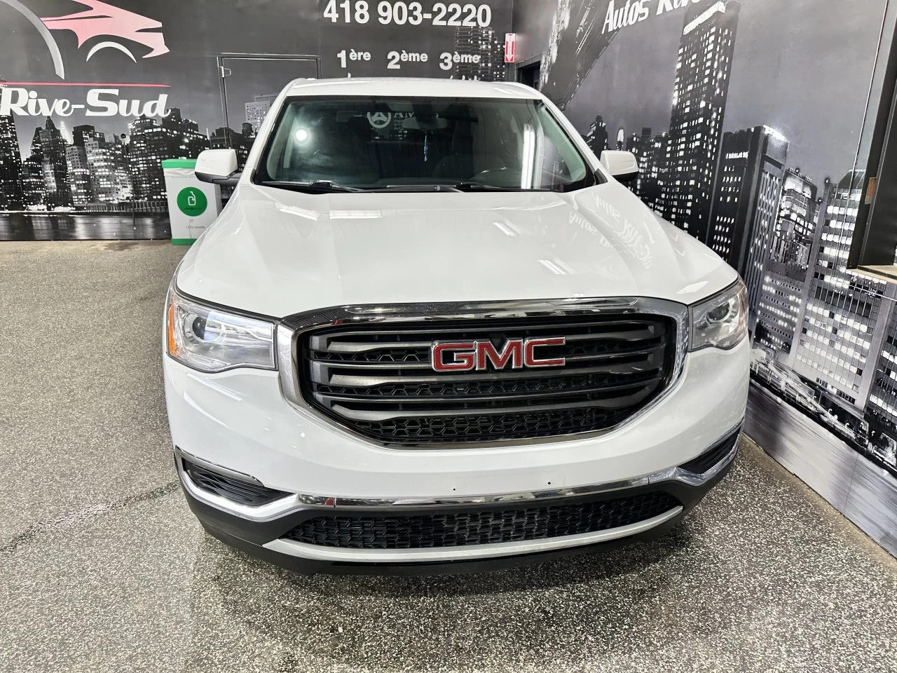 2019 GMC Acadia SLE 4X4 V6 Main Image