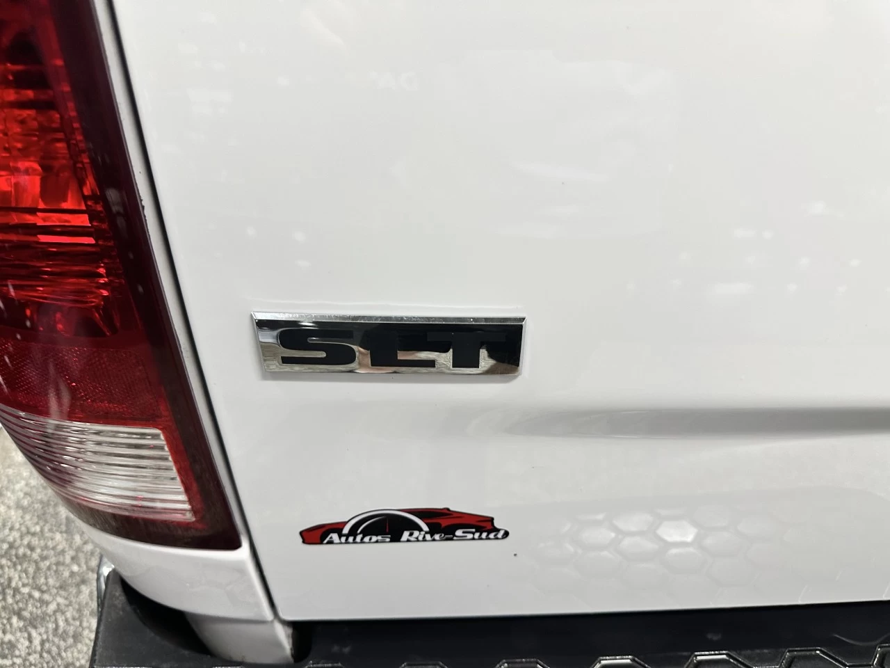 2018 Ram 1500 SLT ECODIESEL CUIR Image principale