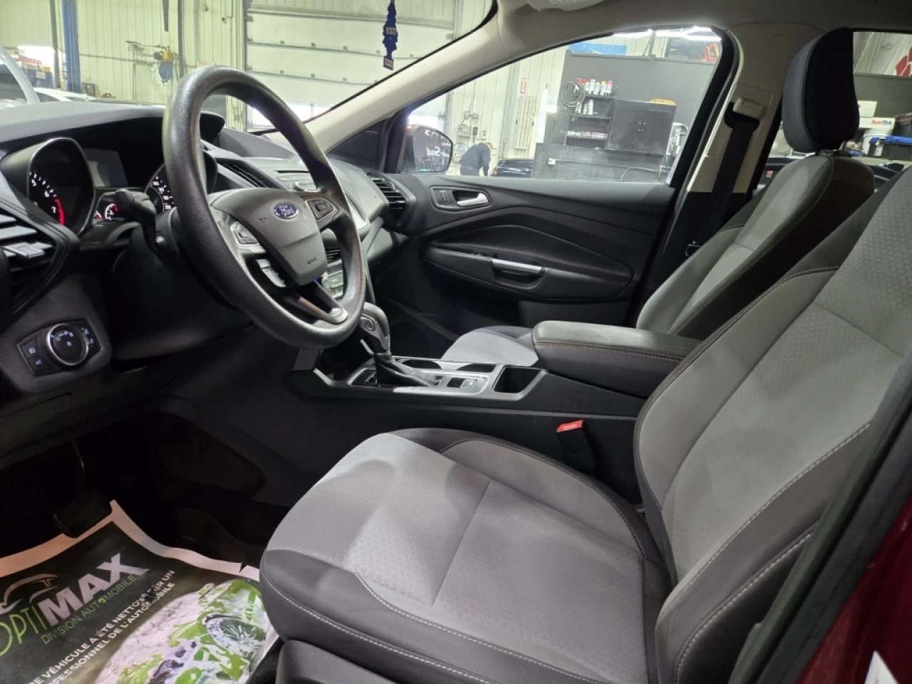 2018 Ford Escape SE 4WD Image principale